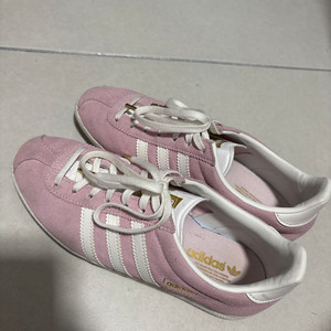 아디다스 가젤 오리지널 핑크