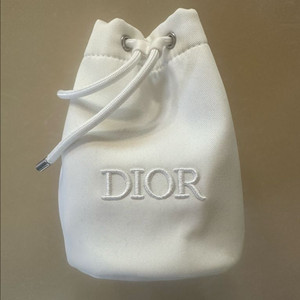 디올 뷰티 복주머니 파우치 새상품