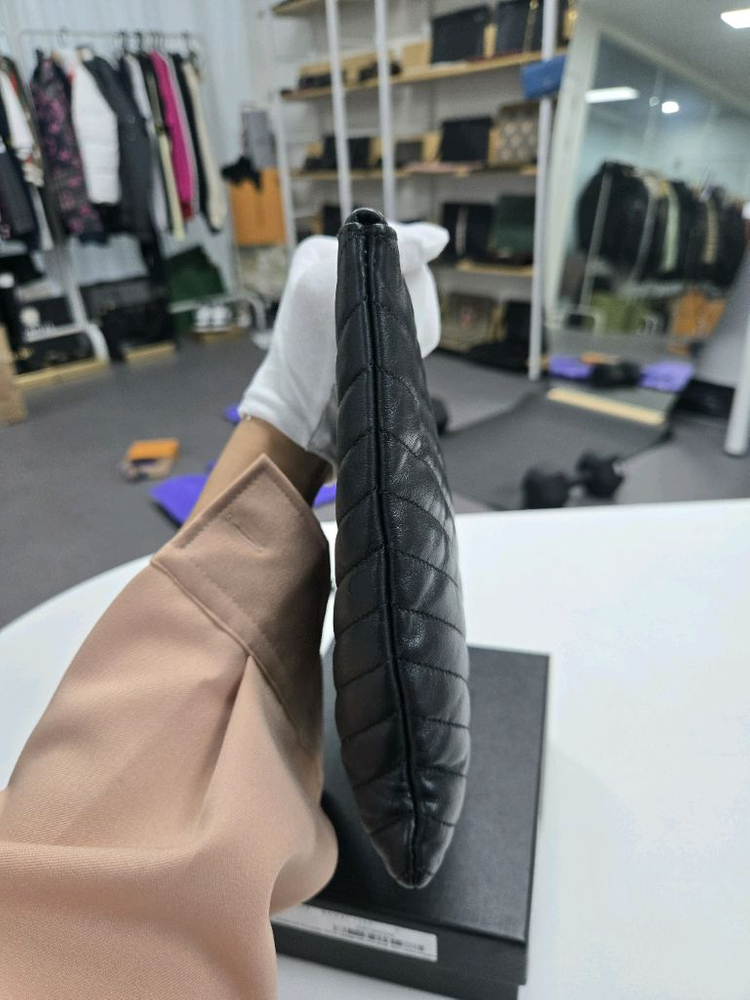 [A급컨디션]입생로랑 클러치백 뉴미듐--3