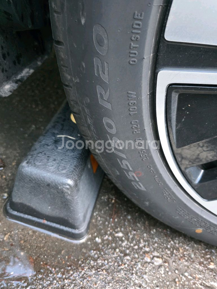 피렐리 P ZERO 폴스타4 타이어 255 50 r20--1