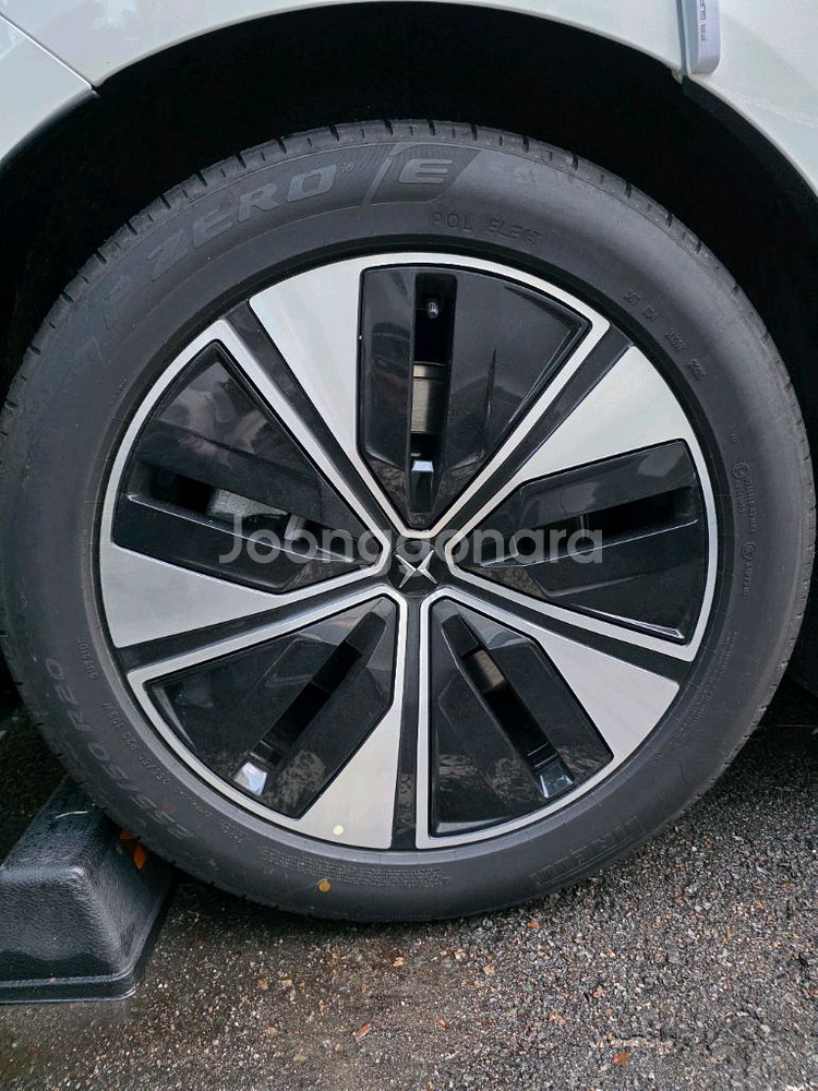 피렐리 P ZERO 폴스타4 타이어 255 50 r20--2