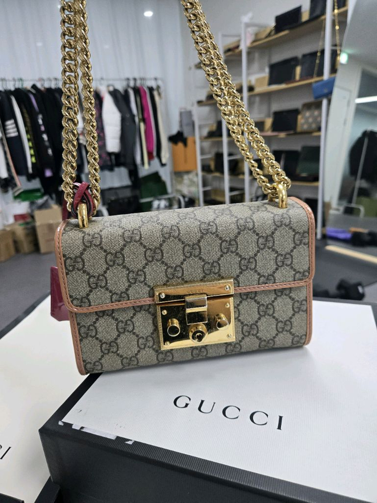 [A급컨디션]구찌 패드락 크로스백 이미지