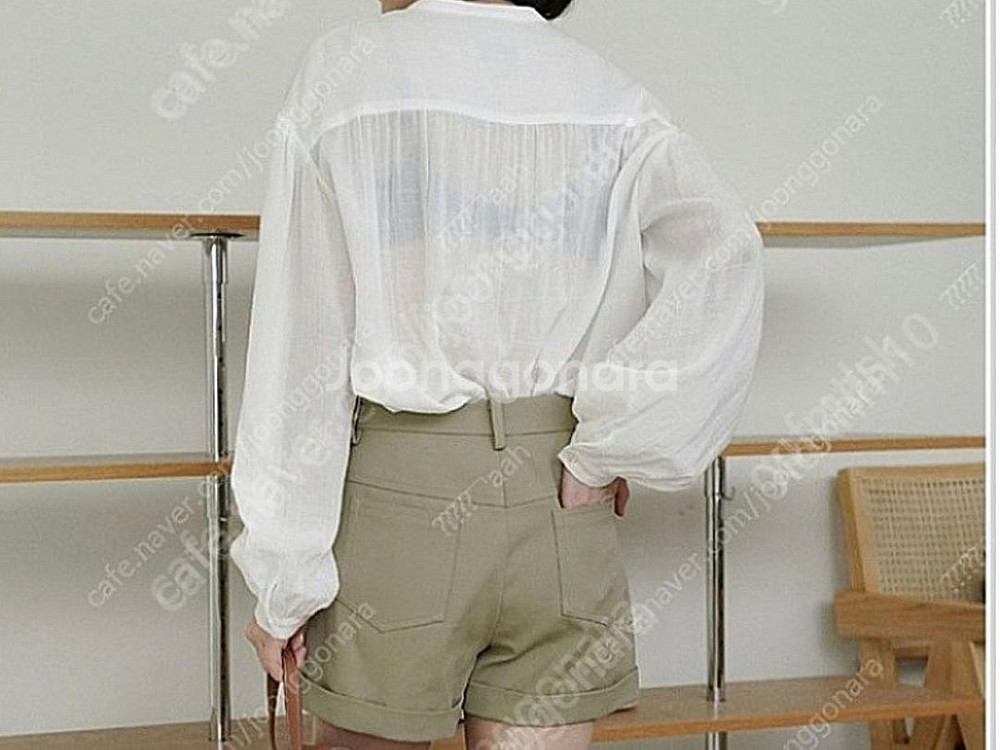 유메르 보헤미안 개더 블라우스--2