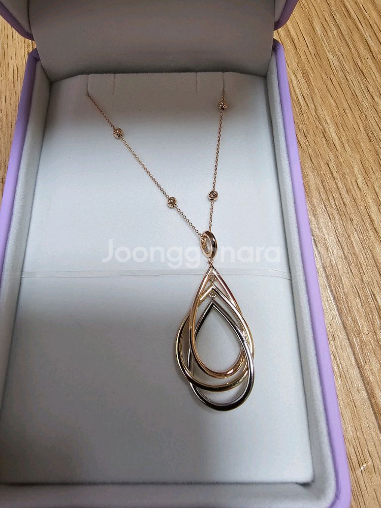 골든듀 앱솔루트18k 목걸이 사서 착용안한새상품입니다--2