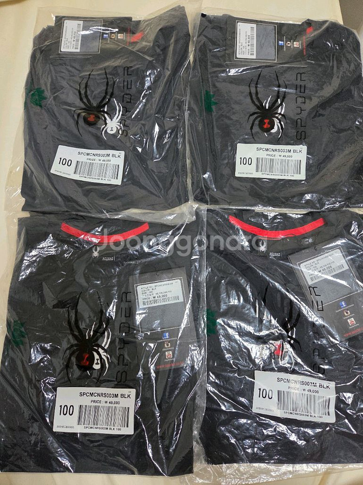 스파이더 매장정품 반팔티셔츠 새재품 판매합니다--1