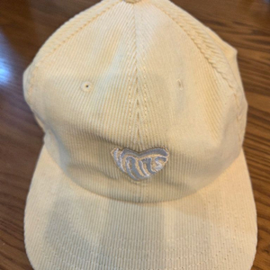 (새상품)Vans 코듀로이 하트 볼캡 옐로우