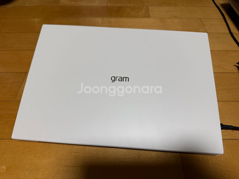 LG전자 2025 그램 AI 14인치 화이트 판매합니다--0