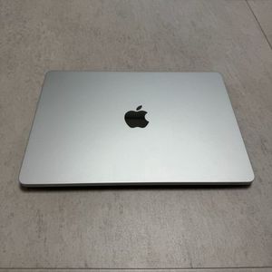 맥북 에어 13인치 M4 512GB 실버 풀박스