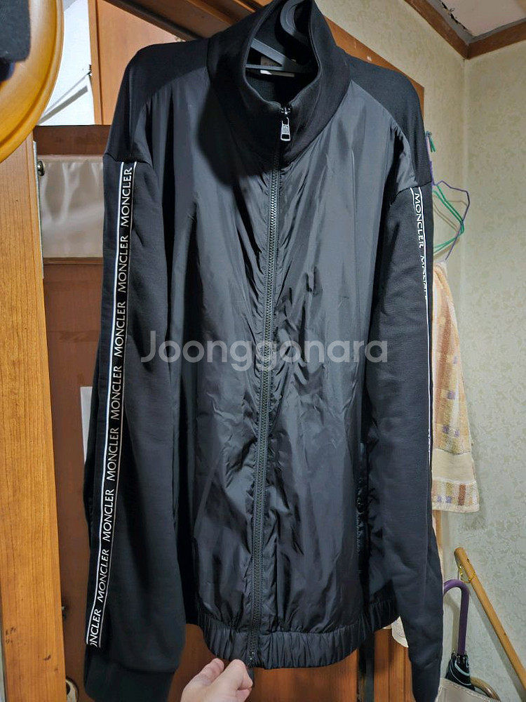 몽클레어 사이드로고 집업 트랙 자켓 XXL 블랙--0