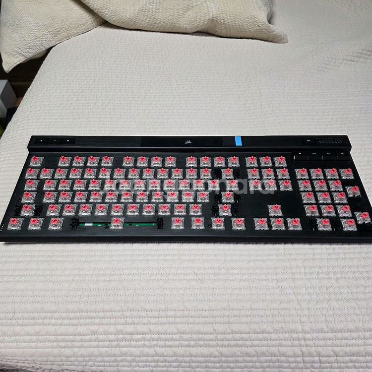 커세어 k70 pro 저소음적축 판매합니다--1