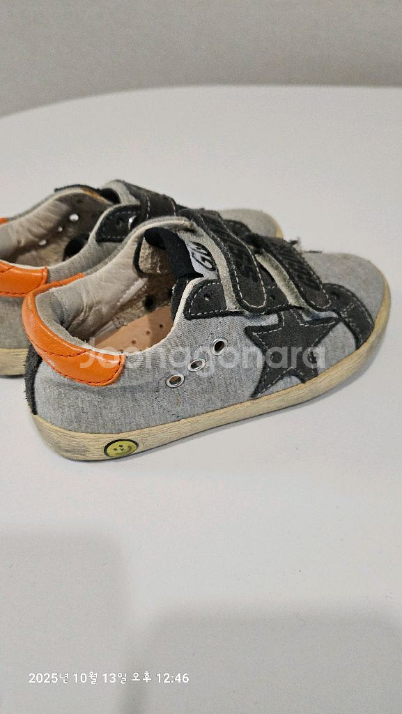 정품)유아 골든구스 스니커즈 25--0