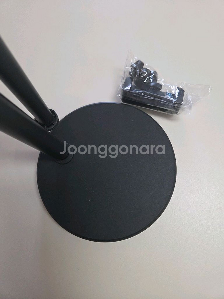 촬영 스마트폰 거치대 새상품--1