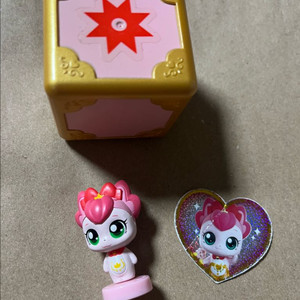 캐치티니핑 해핑 피규어