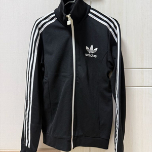 아디다스 져지 팝니다.