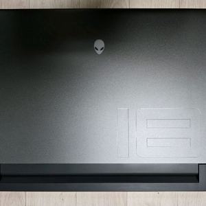 델 에일리언웨어 M18 R2 초고사양 게이밍 노트북