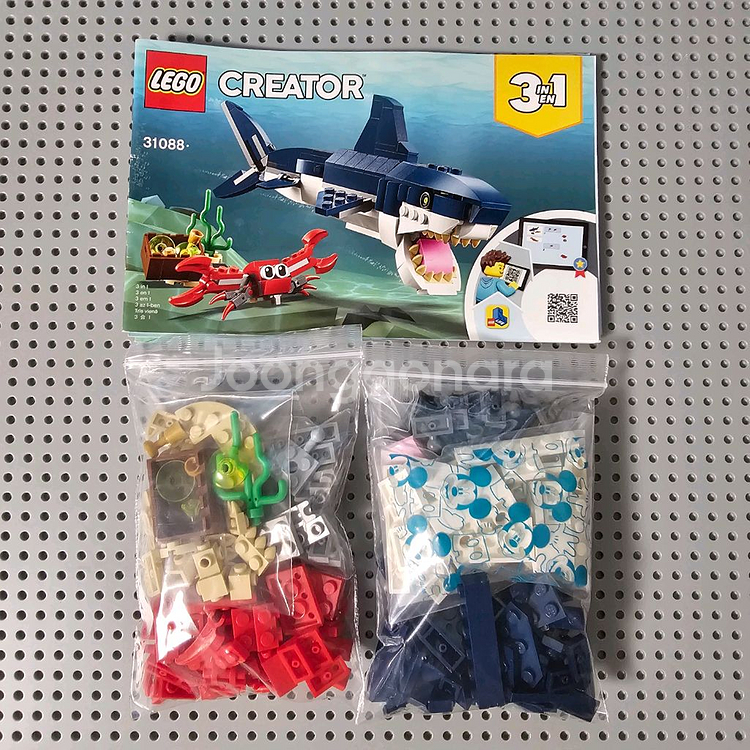 레고 31088 3in1 바닷속 상어 누락없음--4