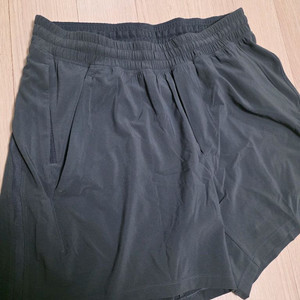 룰루레몬 남성 러닝 쇼츠 반바지 5인치 M사이즈