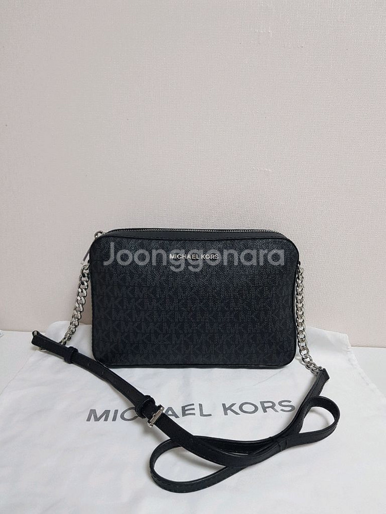 마이클코어스 크로스백 ㅡ 거의 새제품--0