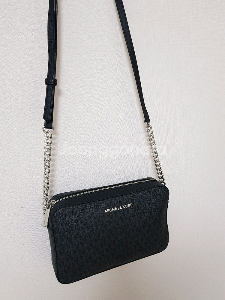 마이클코어스 크로스백 ㅡ 거의 새제품--3