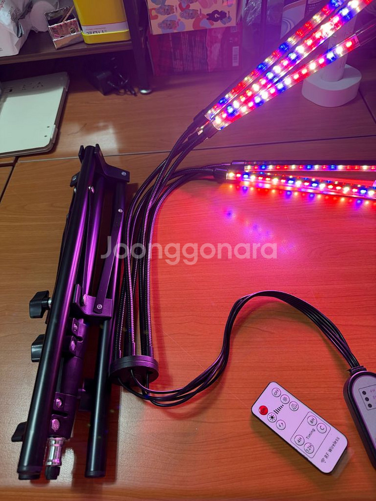 LED 식물 성장등 4구 + 삼각대 새상품--4