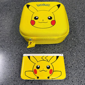 닌텐도 3DS XL 피카츄 에디션