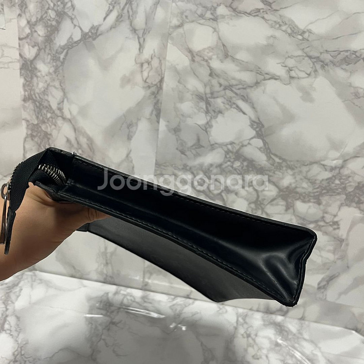 [OS] 루이비통 포쉐트 보야주 클러치--2