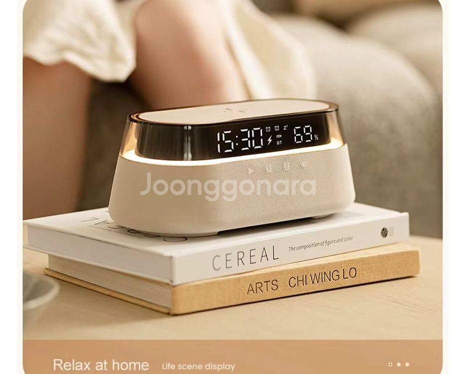 블루투스 스피커 스마트폰 충전 시계 탁상 화이트 데스크--8