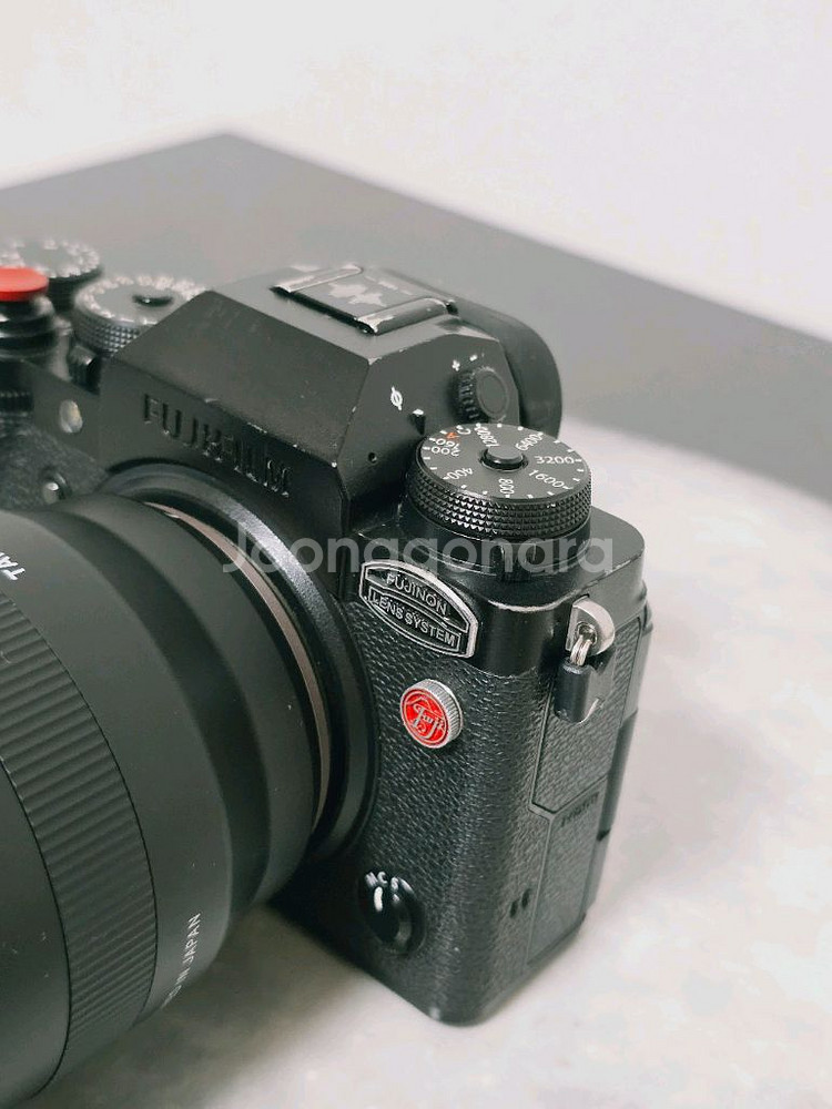 후지필름 X-T4 바디만 판매합니다(렌즈는 판매완료)--3