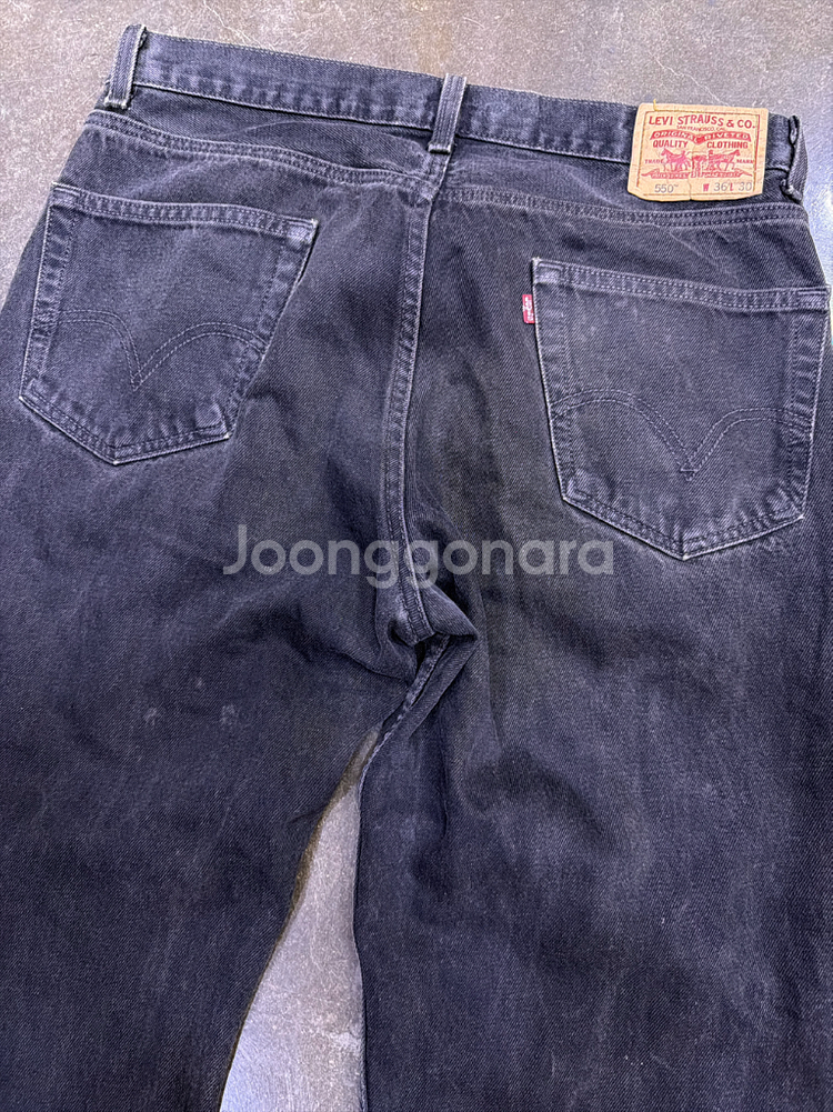 리바이스 550 릴렉스핏 더티워싱 페인팅 블랙 데님36--6