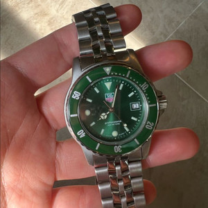 태그호이어 다이버 워치 그린 커스텀 섭마st 상태 최상