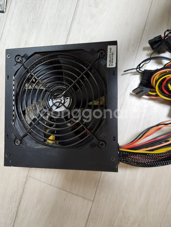 잘만 ZM600W-LE 파워 팝니다.--2