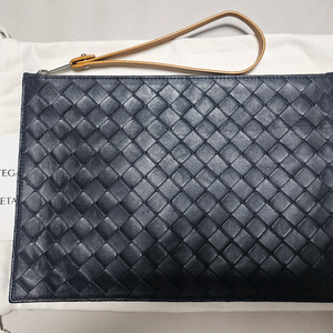 5회미만실착/급처)보테가베네타 미디엄 클러치백(6845