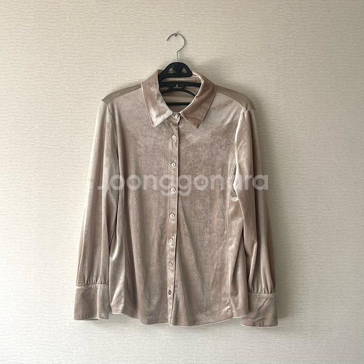 [조르쥬 레쉬] 벨벳 셔츠 2종--2