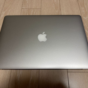 MacBook Pro (Retina Mid 2015)