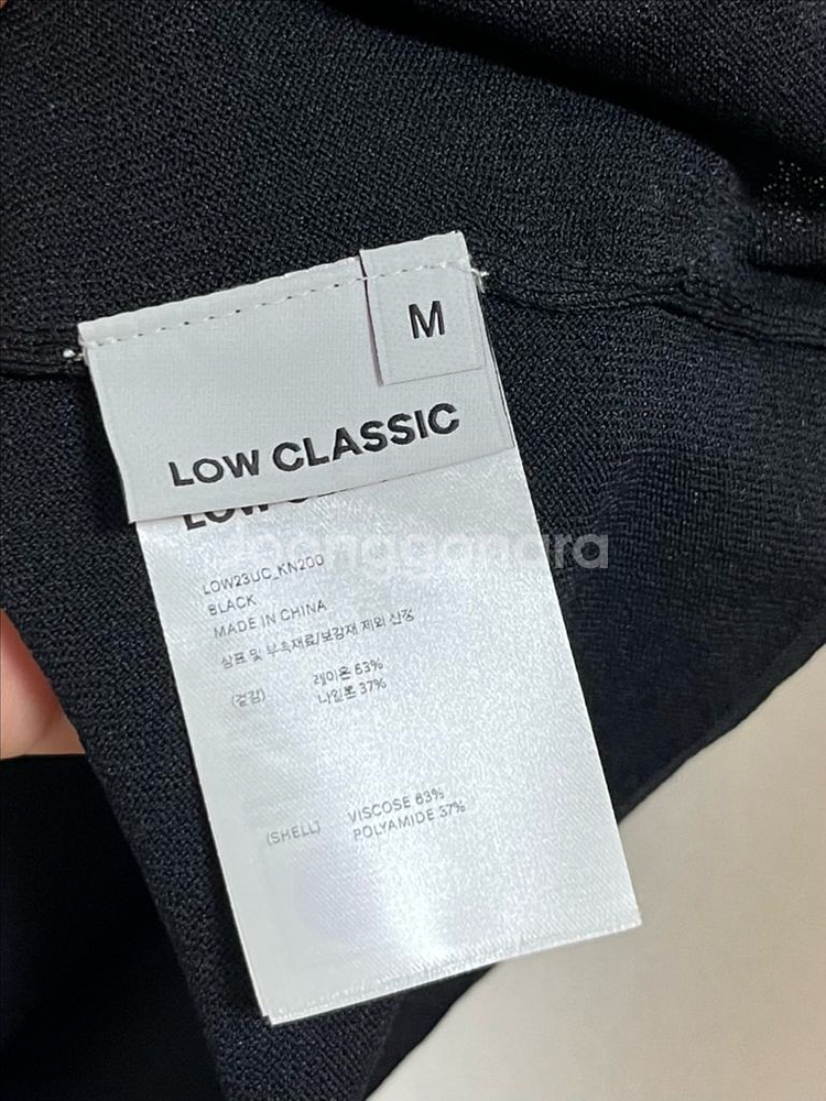 [M] 로우클래식 언발란스 슬리브 니트 블랙--9