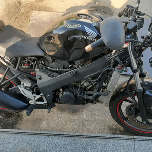 혼다 CBR-125RW 오토바이