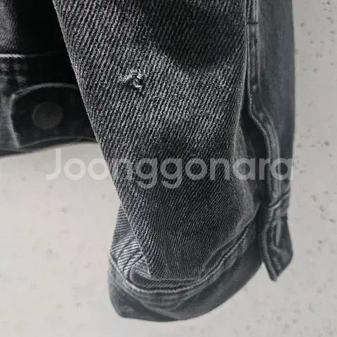 M) 자라 박시핏 블랙 데님 자켓 흑청 트러커--5