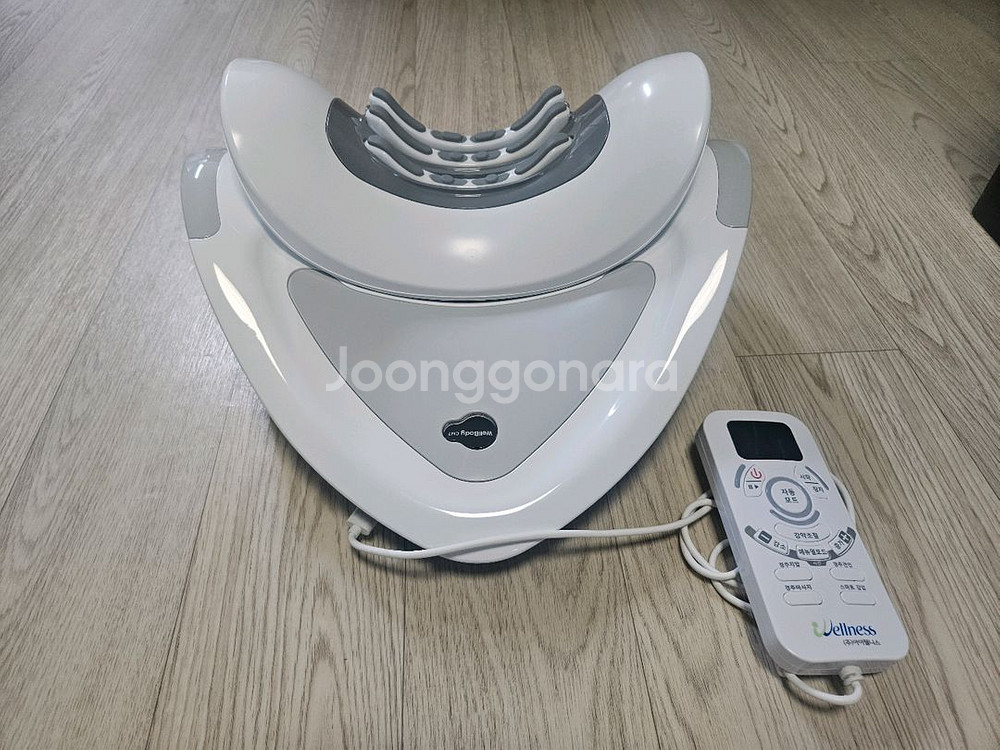 웰바디 CM7 스마트 자동경추 목 견인(거북목) 마사지--1