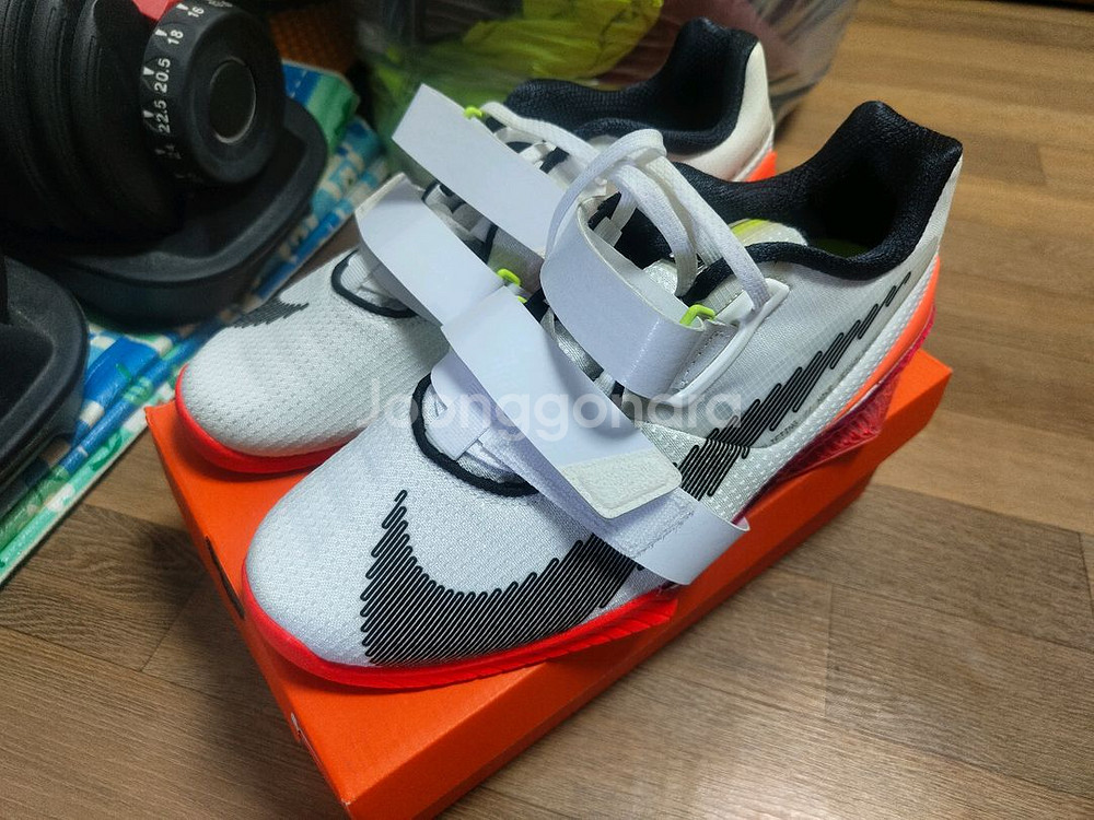 나이키 로말레오4 역도화 (새상품a급)--0