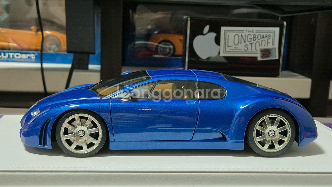 1:18 오토아트 부가티 치론 블루 판매--1