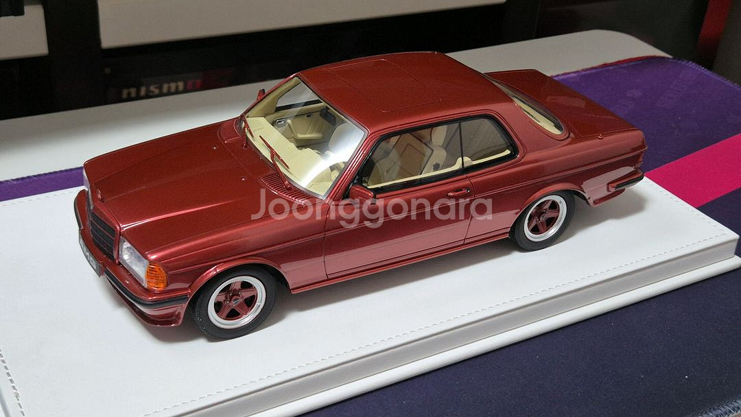 1:18 otto 벤츠 190E RWB 레드--1