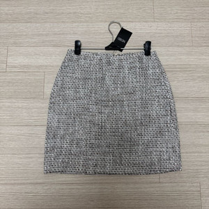 MIXXO 미쏘 트위드 미니스커트 새상품