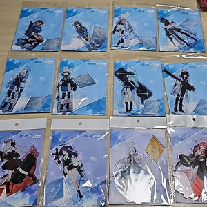 블루아카이브 샬래스토어 아크릴 판매합니다