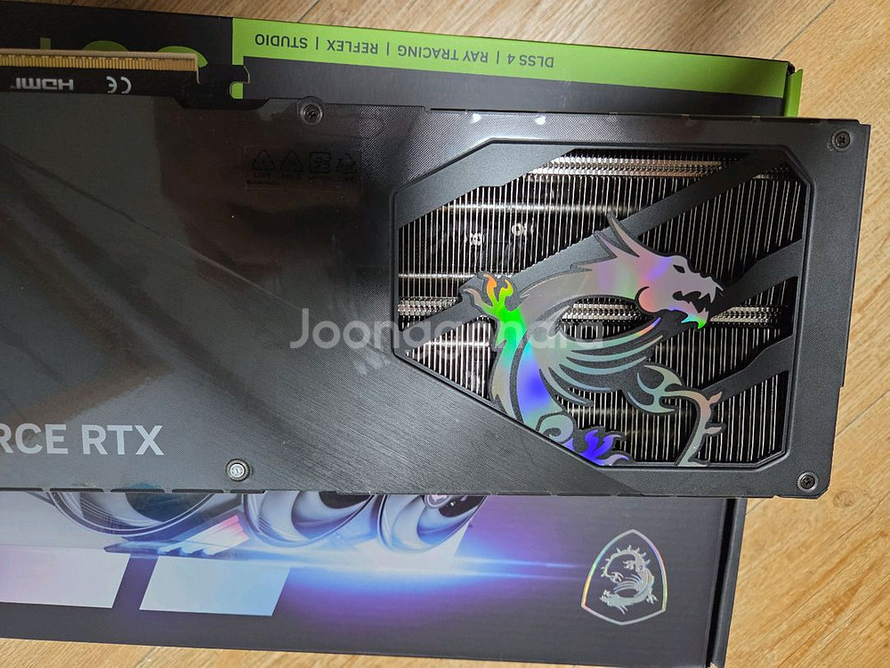 msi 지포스 RTX 5070 트라이프로져4--5