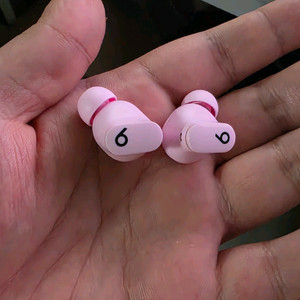 beats studio buds 판매 합니다 (핑크)
