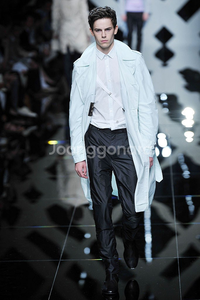 버버리 프로섬 런웨이 실크 트렌치 코트--0