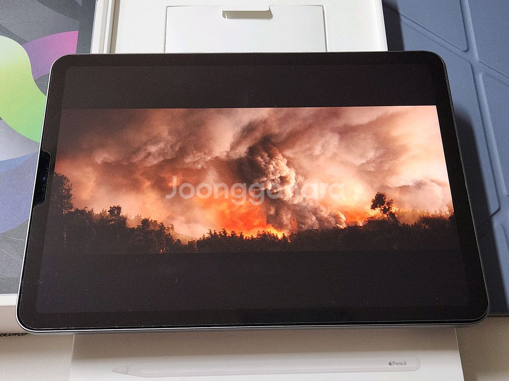 아이패드에어4+애플펜슬2세대+케이스+박스 A급상태--9