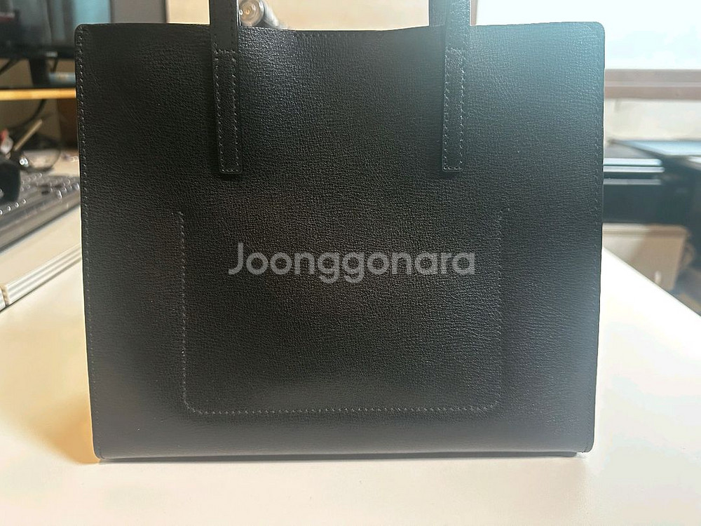 정품 질스튜어트 가방 JABA2F611BK 블랙미디움--2