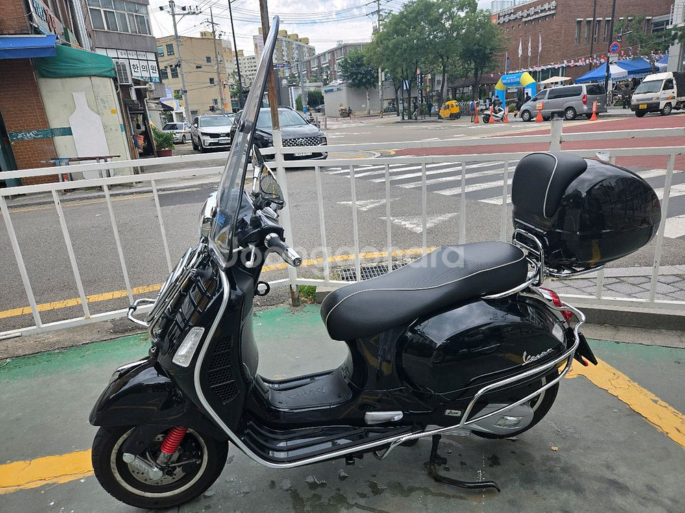 베스파gts125 hpe--1