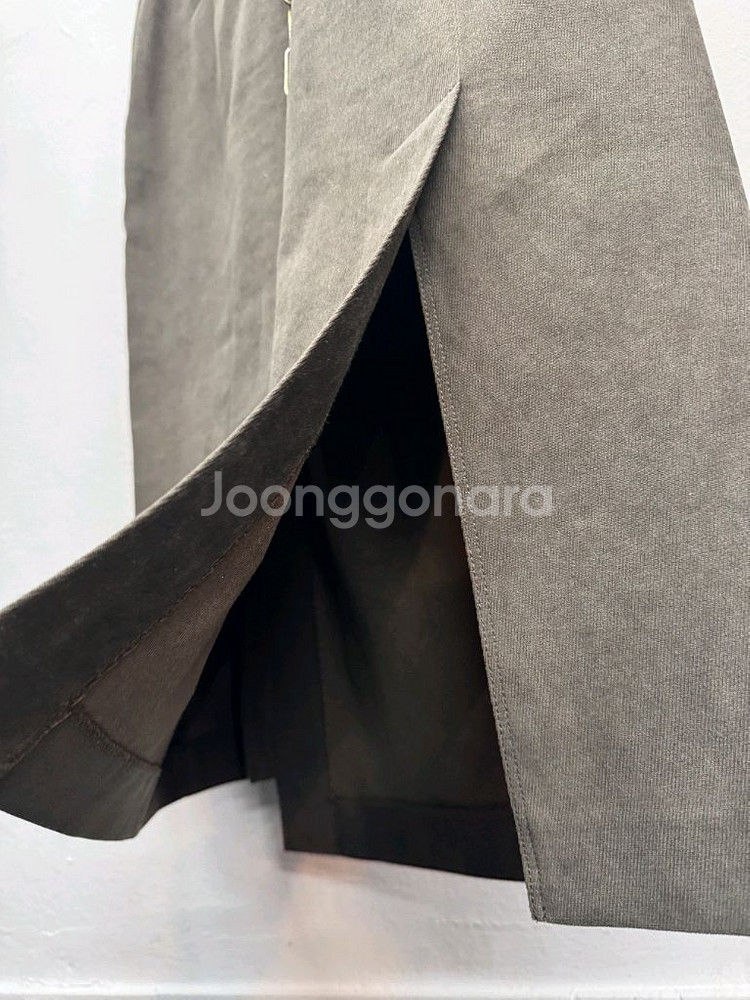 구호플러스 핏예쁜 컷아웃 브라운 스커트 (28)--1